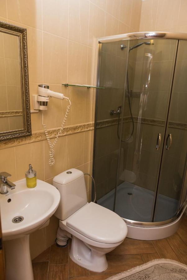 Golden Park Apartments Uman Exterior foto
